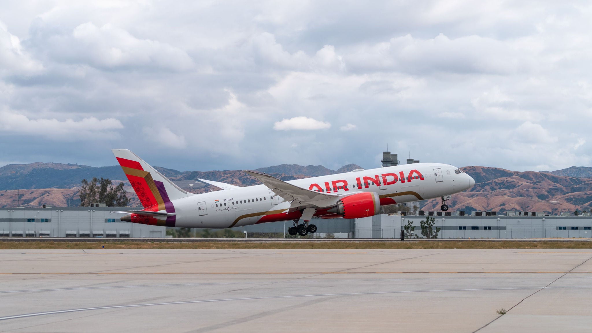 Air India's B787-8 takes off from San Bernardino post retrofit