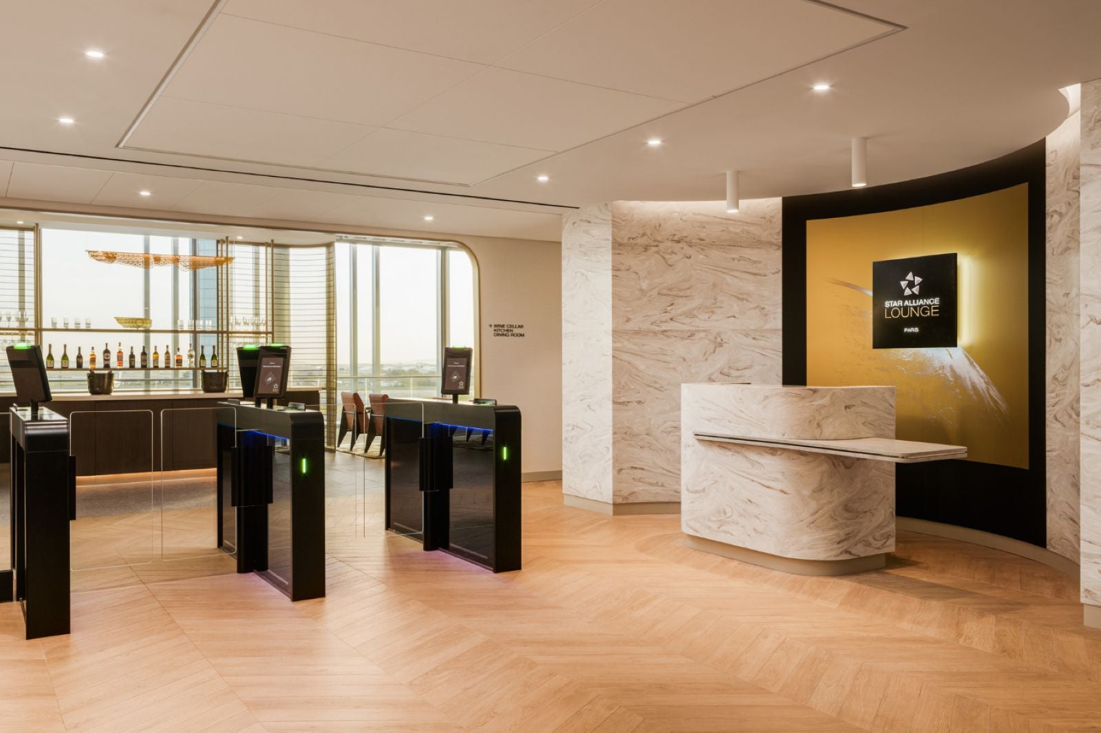 Star Alliance Lounge at Paris Charles de Gaulle Airport